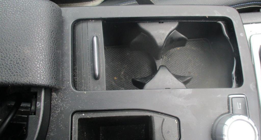 2012 MERCEDES C CLASS W204 COUPE CENTRE CONSOLE ARMREST WITH CUP HOLDER & SWITCH