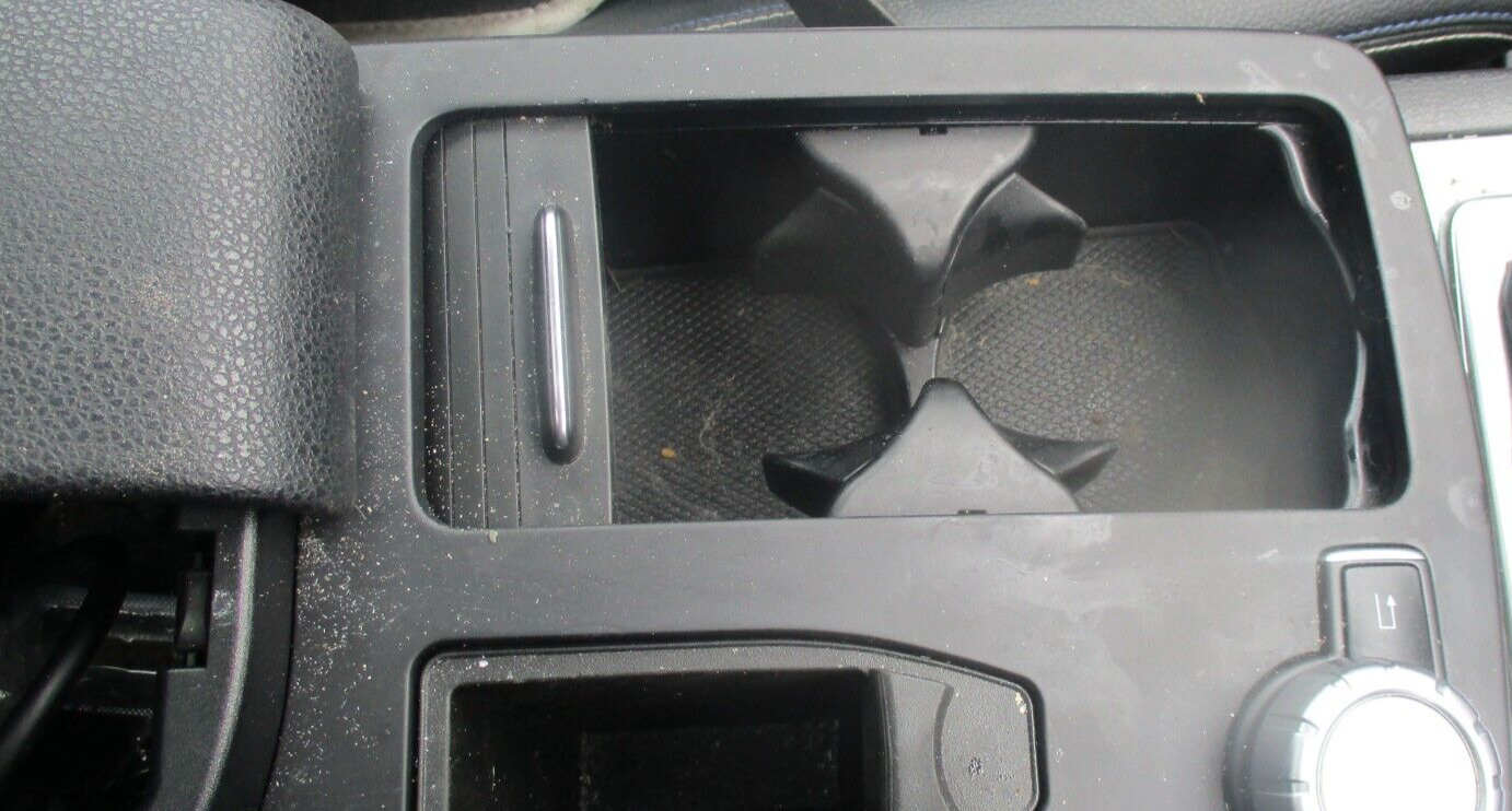 2012 MERCEDES C CLASS W204 COUPE CENTRE CONSOLE ARMREST WITH CUP HOLDER & SWITCH