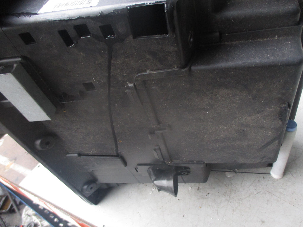 VOLVO V40 2013 MK2 GLOVE BOX 31393634