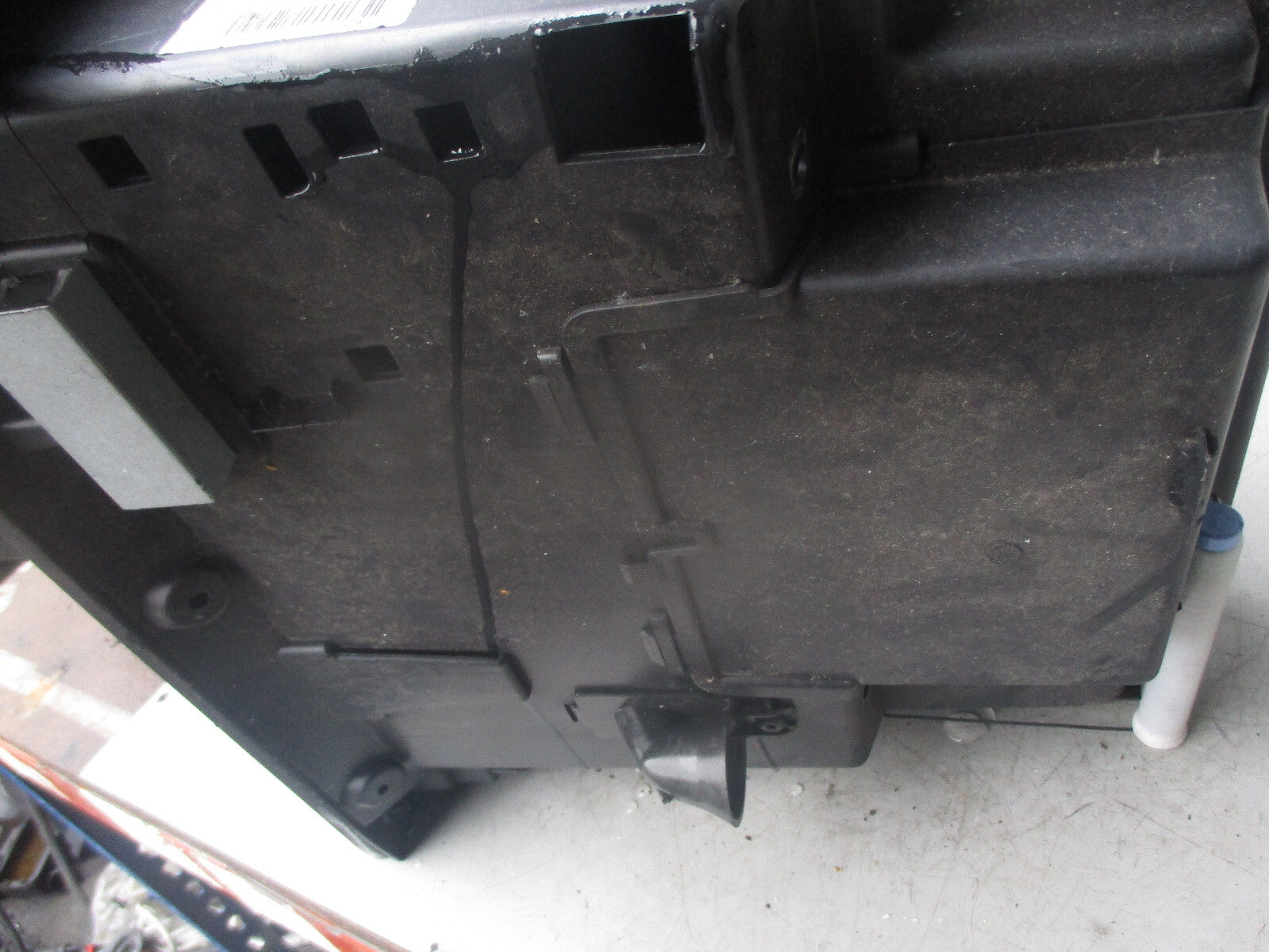 VOLVO V40 2013 MK2 GLOVE BOX 31393634