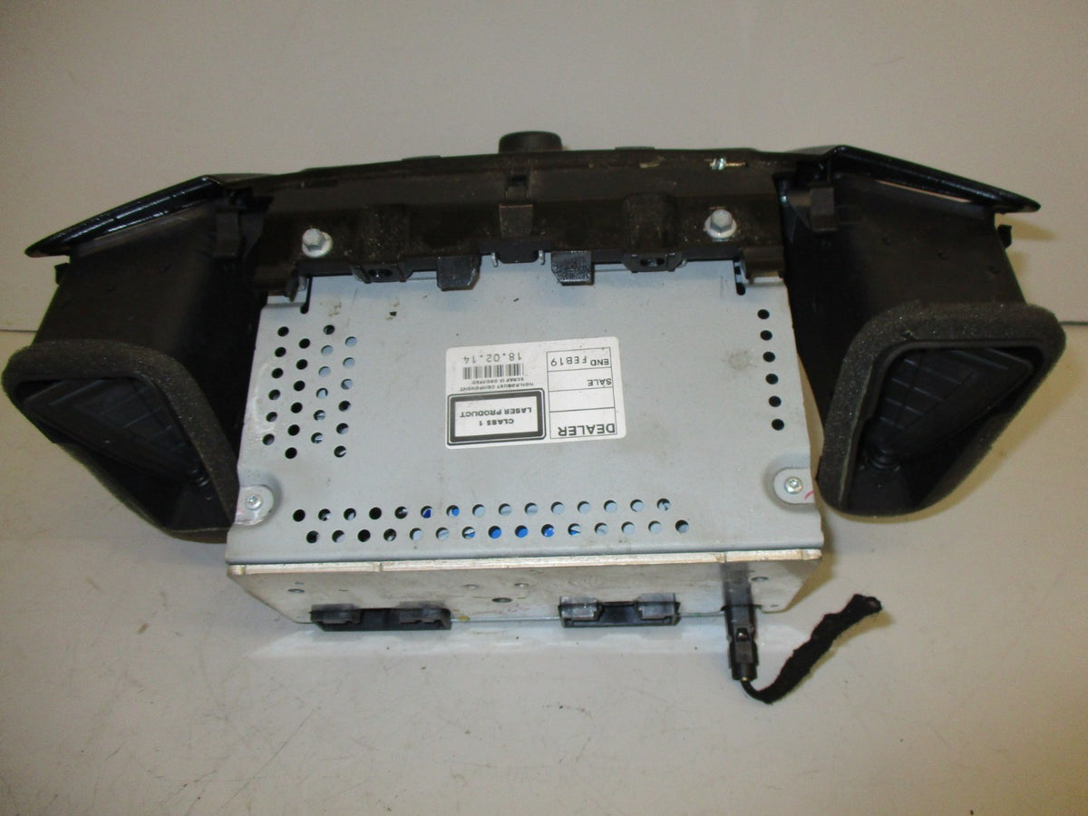 FORD FIESTA MK8 STEREO CD PLAYER RADIO AND CONTROL PANEL UNIT AM5T18C815PG