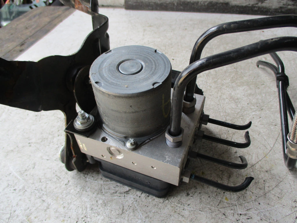 JAGUAR XE 2017 2.0 DIESEL ABS PUMP & CONTROLLER 0265244340