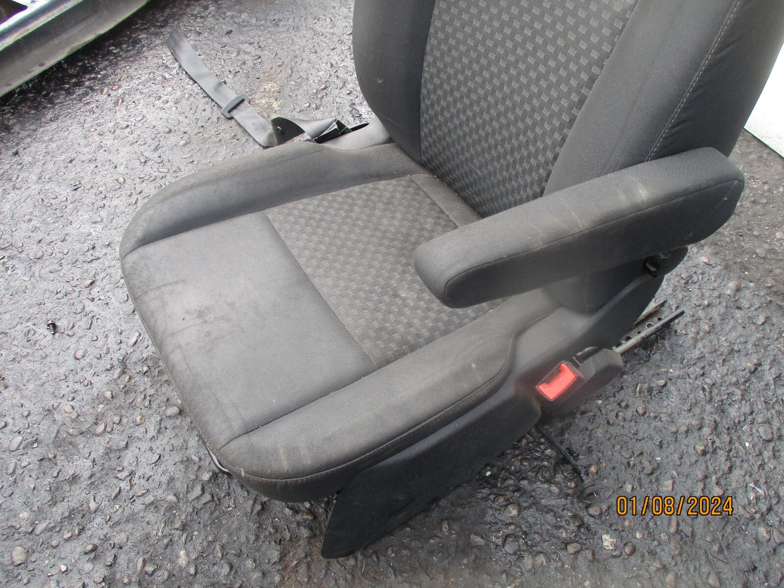 2021 FORD TRANSIT MK8 OSF DRIVER SIDE FRONT SEAT WITH ARMREST & BASE