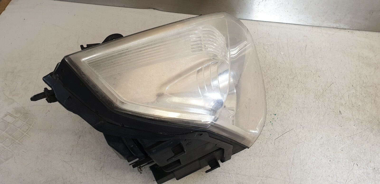 RENAULT VEL SATIS B10 2002 OS DRIVER SIDE HEADLIGHT 8200051264B HEAD LIGHT LAMP
