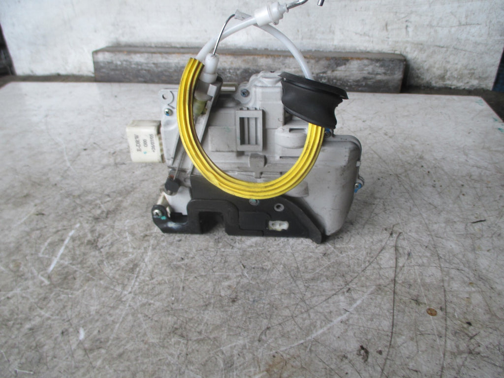 AUDI A3 2005 8P NS PASSENGER SIDE DOOR LOCK MECHANISM