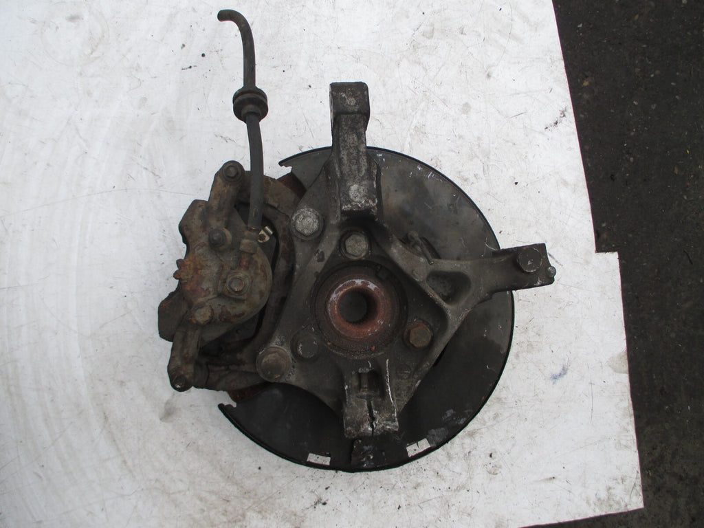 VAUXHALL ASTRA J MK6 2013 OSF DRIVER SIDE FRONT WHEEL HUB & BRAKE CALIPER
