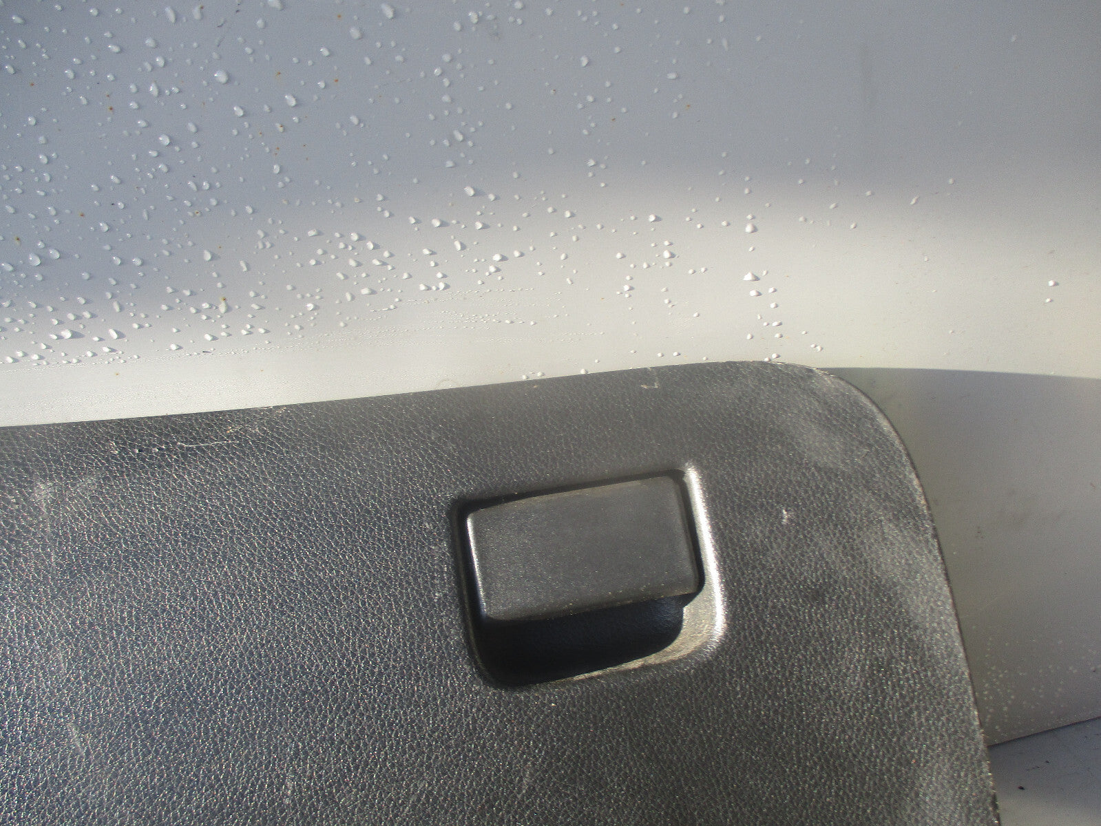NISSAN QASHQAI J11 2021 GLOVE BOX COMPARTMENT
