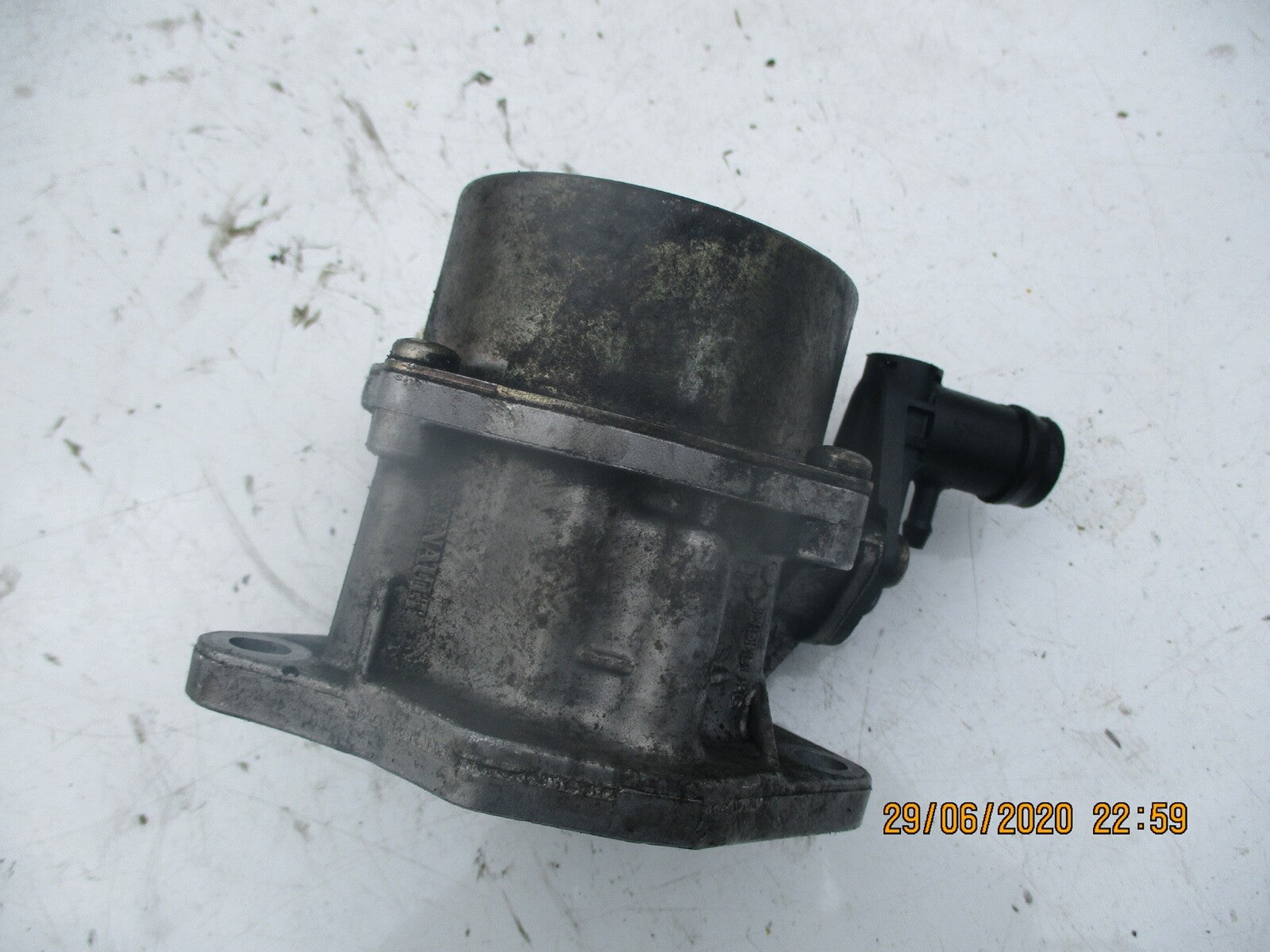 RENAULT FUEL VACUUM PUMP 038 145 209