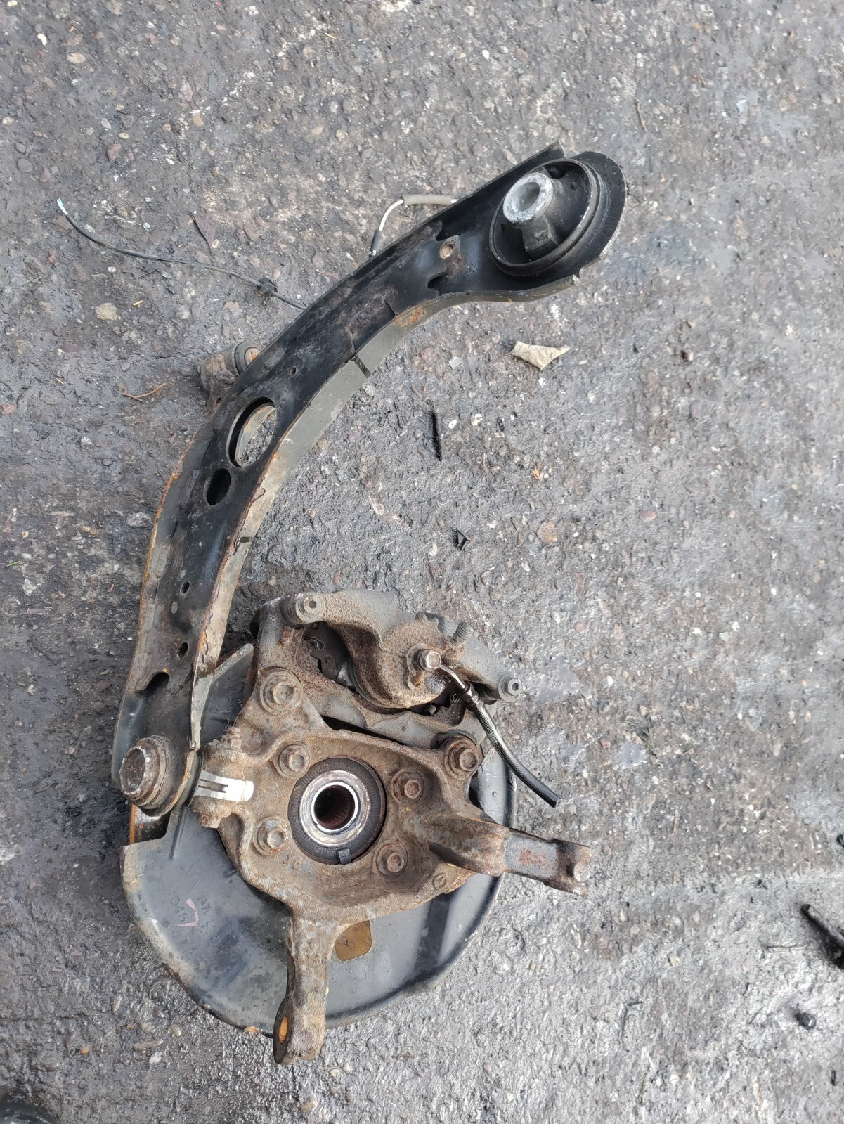 2020 MAZDA CX 3 MK1 2.0 PETROL OSF DRIVER SIDE FRONT HUB, CALIPER & WISHBONE