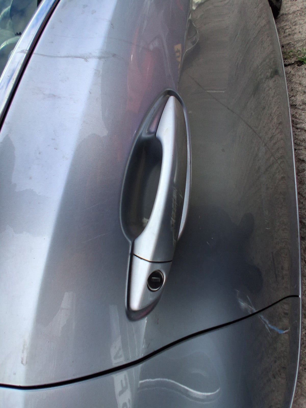 2015 PEUGEOT 308 MK2 OSF DRIVER FRONT EXTERIOR DOOR HANDLE GRIS ALUMINIUM EZR