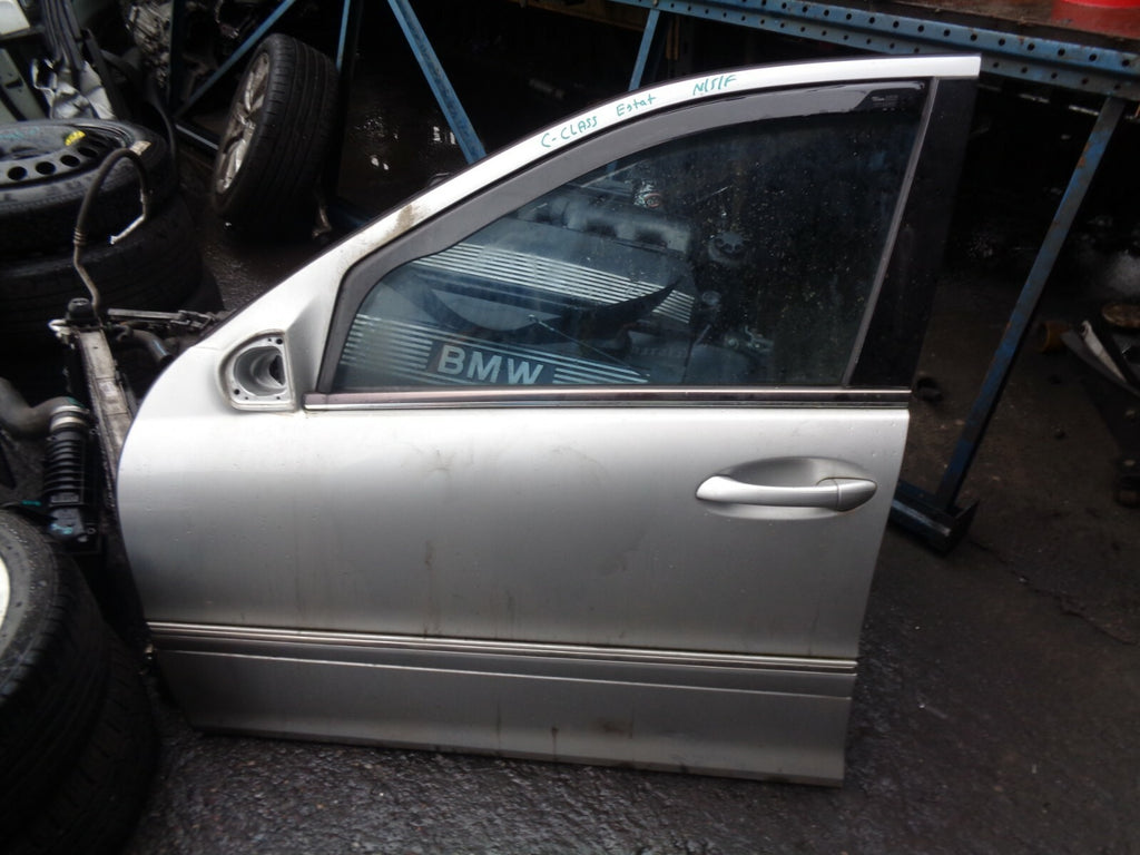 MERCEDES BENZ C-CLASS C220 CDI ESTATE NSF PASSENGER FRONT COMPLETE DOOR SILVER