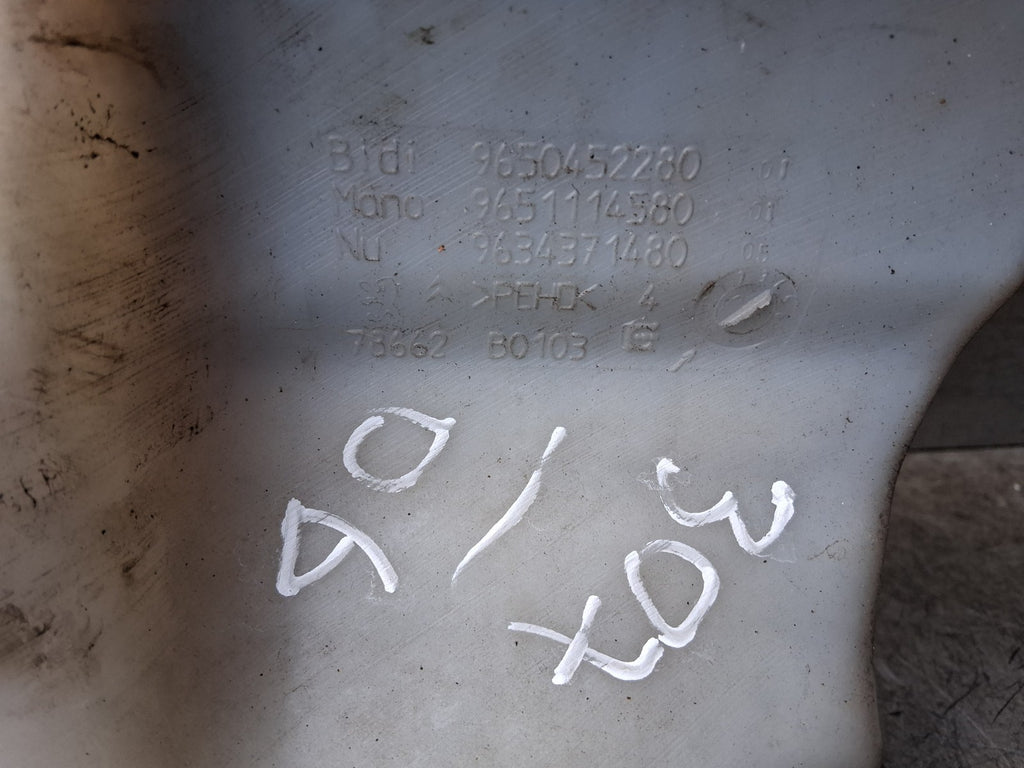 2006 PEUGEOT 307 FRONT WINDSCREEN WASHER BOTTLE RESERVOIR 9650452280