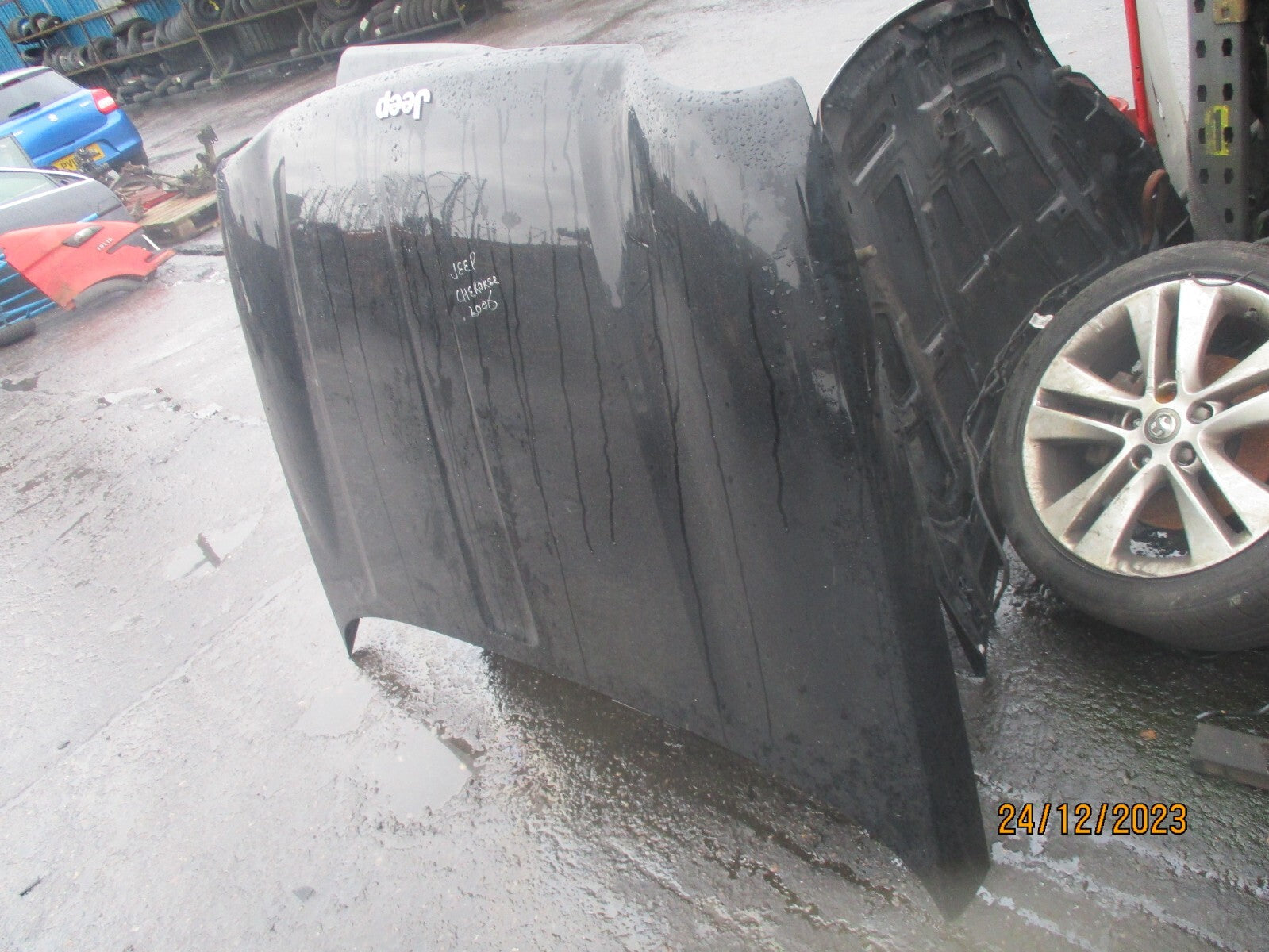 JEEP CHEROKEE 2006 MK3 FRONT BONNET HOOD BLACK