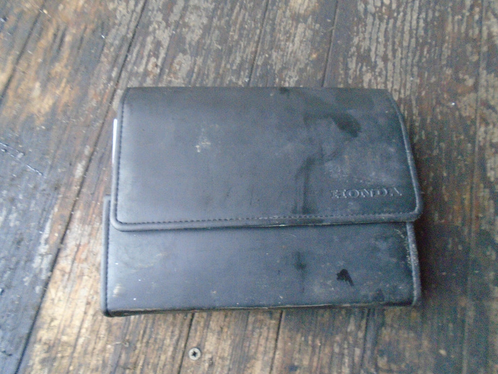 HONDA CIVIC 2006 MK8 5 DOOR OWNER MANUAL HANDBOOK WALLET
