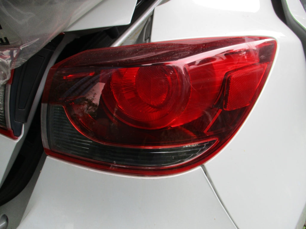 2023 MAZDA 2 MK3 DJ FACELIFT OSR DRIVER SIDE REAR OUTER TAIL LIGHT LAMP