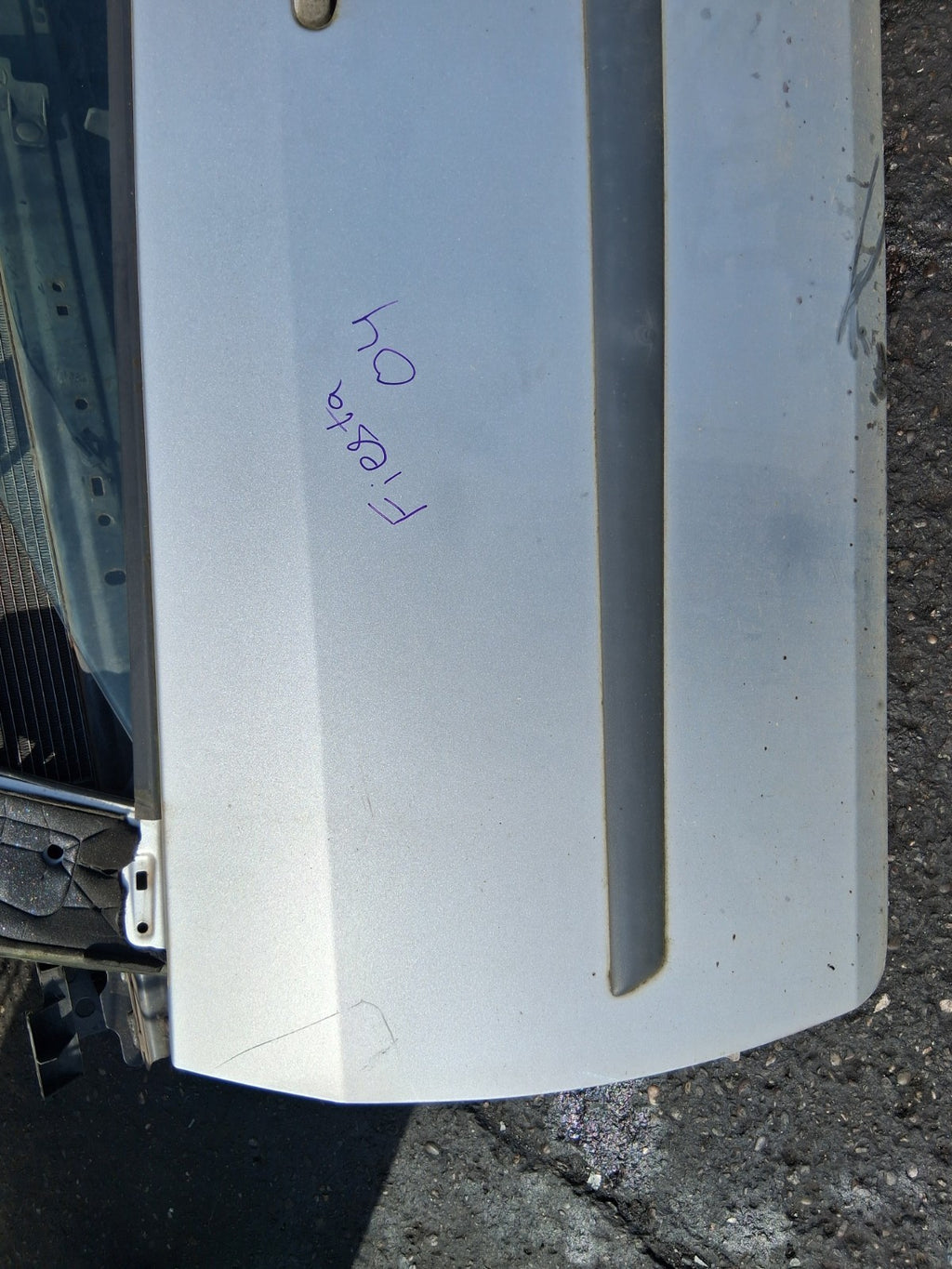 2006 FORD FIESTA MK6 NSF PASSENGER SIDE FRONT LEFT COMPLETE DOOR SILVER