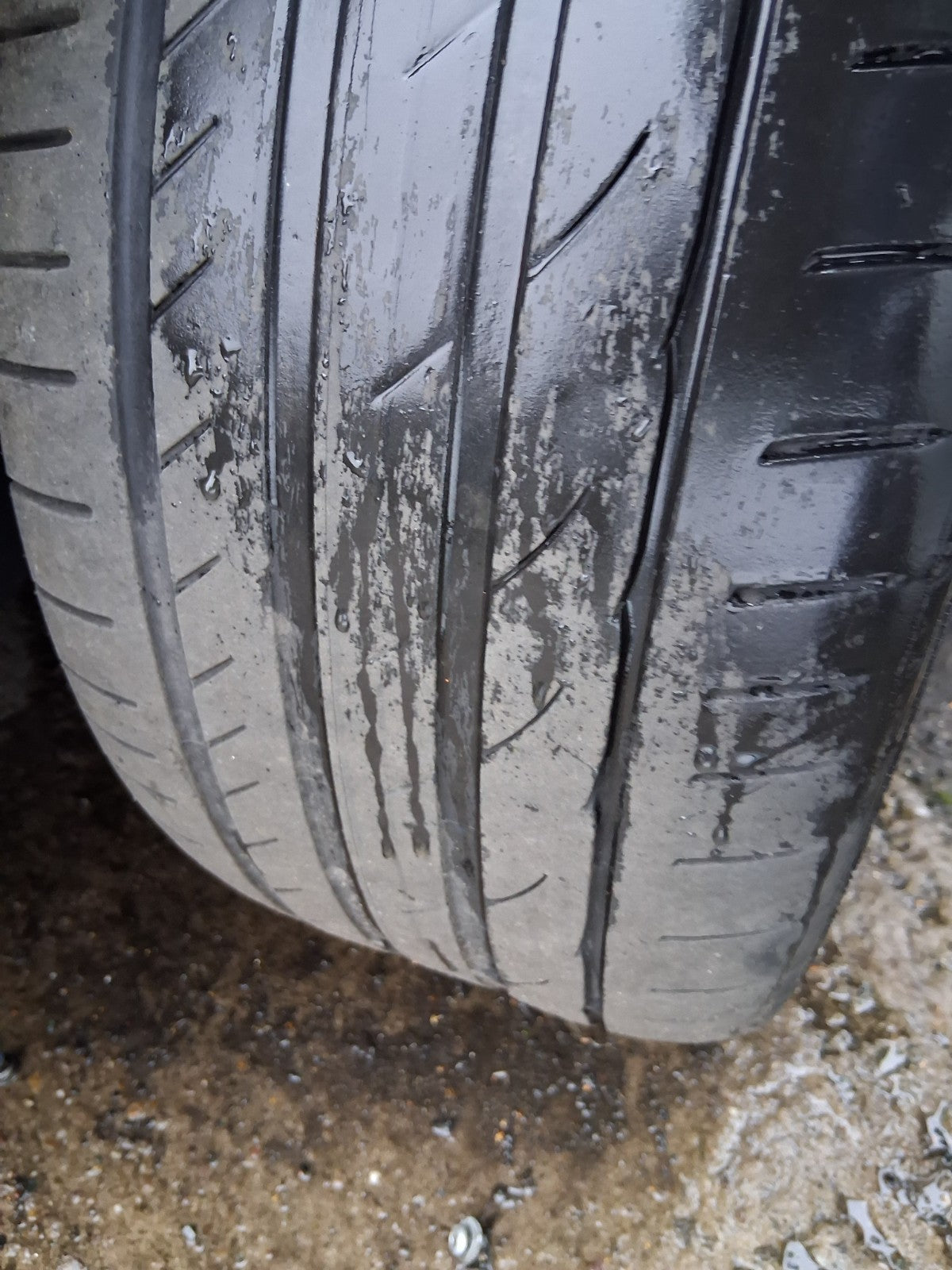 2006 VW VOLKSWAGEN PASSAT B6 17 INCH ALLOY WHEEL WITH TYRE 235/45R17