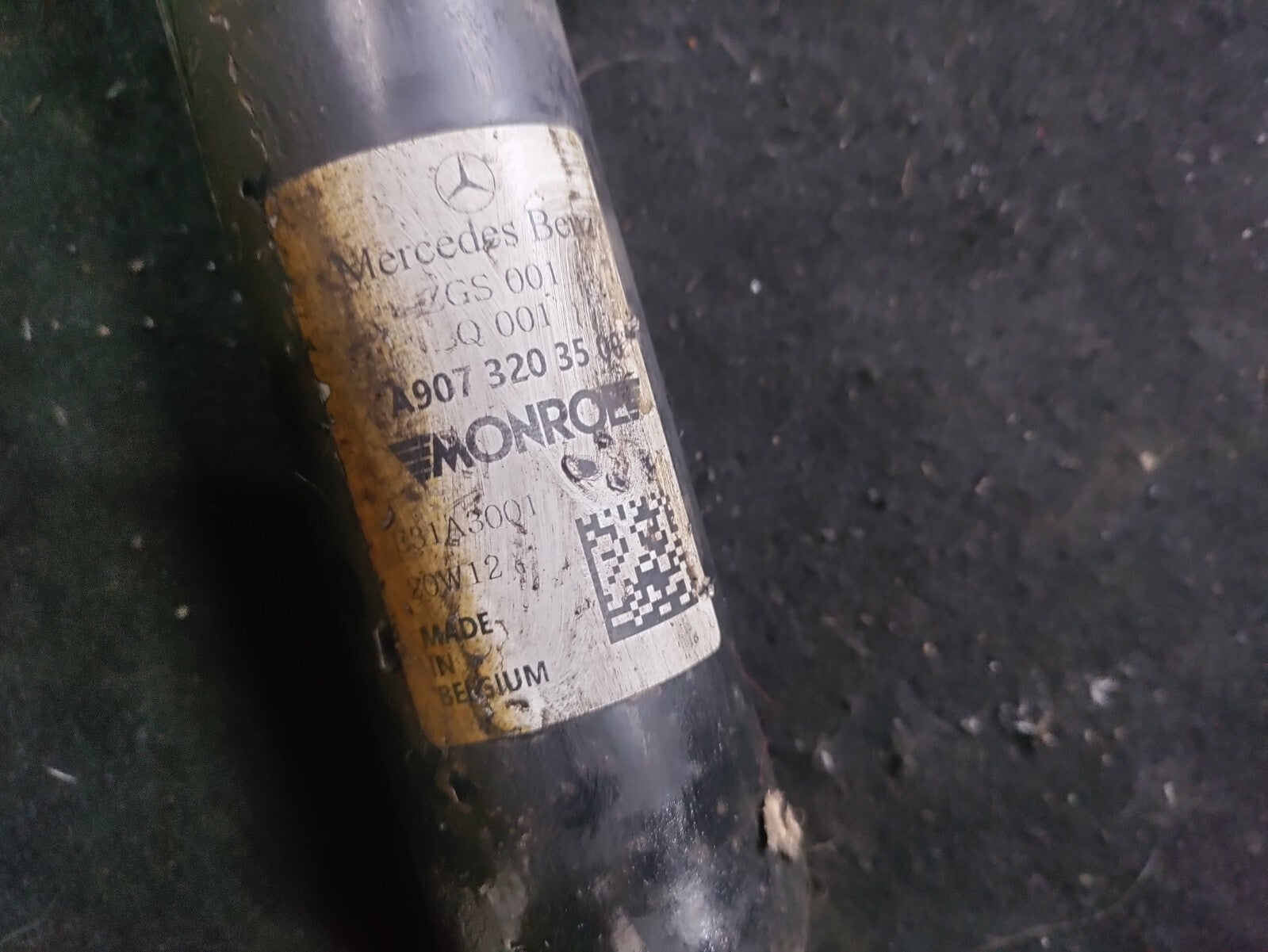 2020 MERCEDES BENZ SPRINTER W907 OSR DRIVER SIDE REAR SHOCK A9073203500