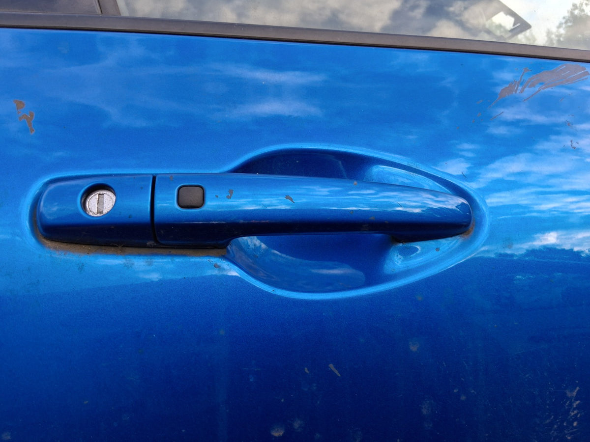 2021 SUZUKI SWIFT A2L MK4 OSF DRIVER SIDE EXTERIOR DOOR HANDLE SPEEDY BLUE ZWG