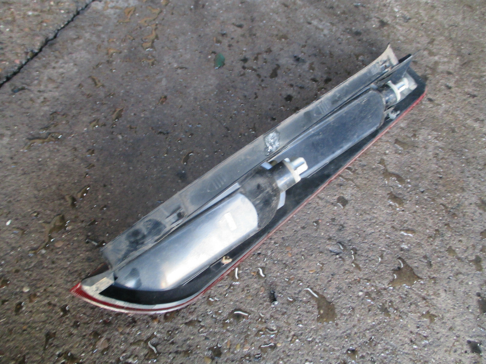 FORD FOCUS MK2 2007 NSR PASSENGER SIDE REAR TAIL LIGHT