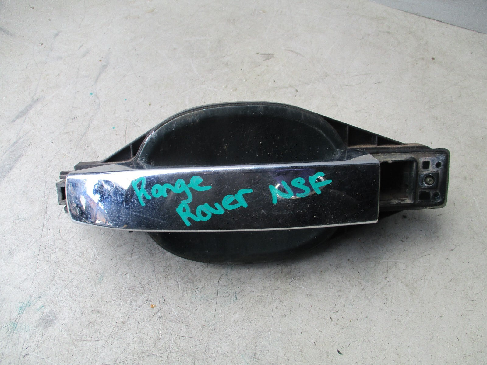 2003 RANGE ROVER L322 VOGUE NSF PASSENGER SIDE DOOR HANDLE