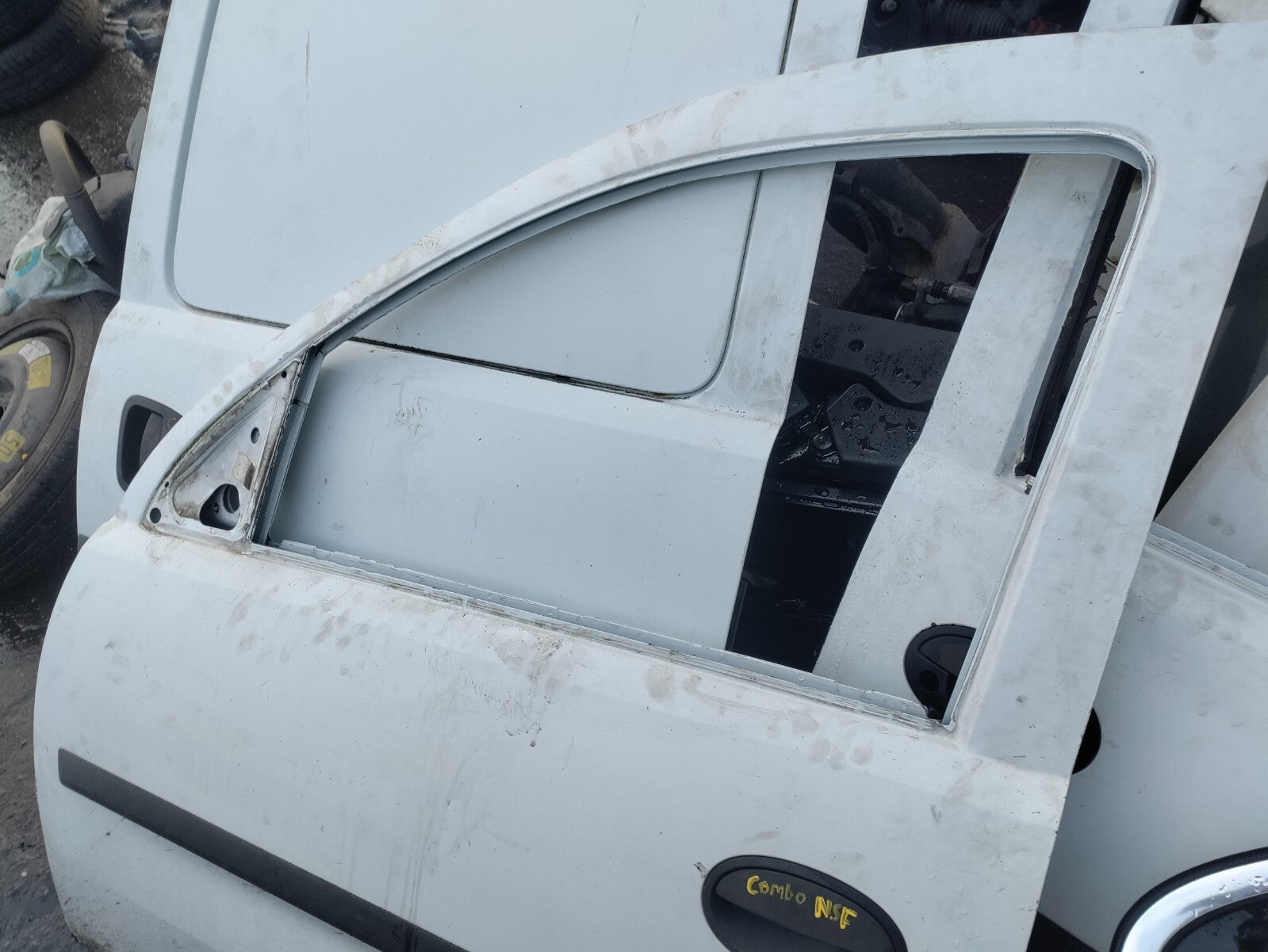 2007 VAUXHALL COMBO C NSF PASSENGER SIDE BARE DOOR WHITE