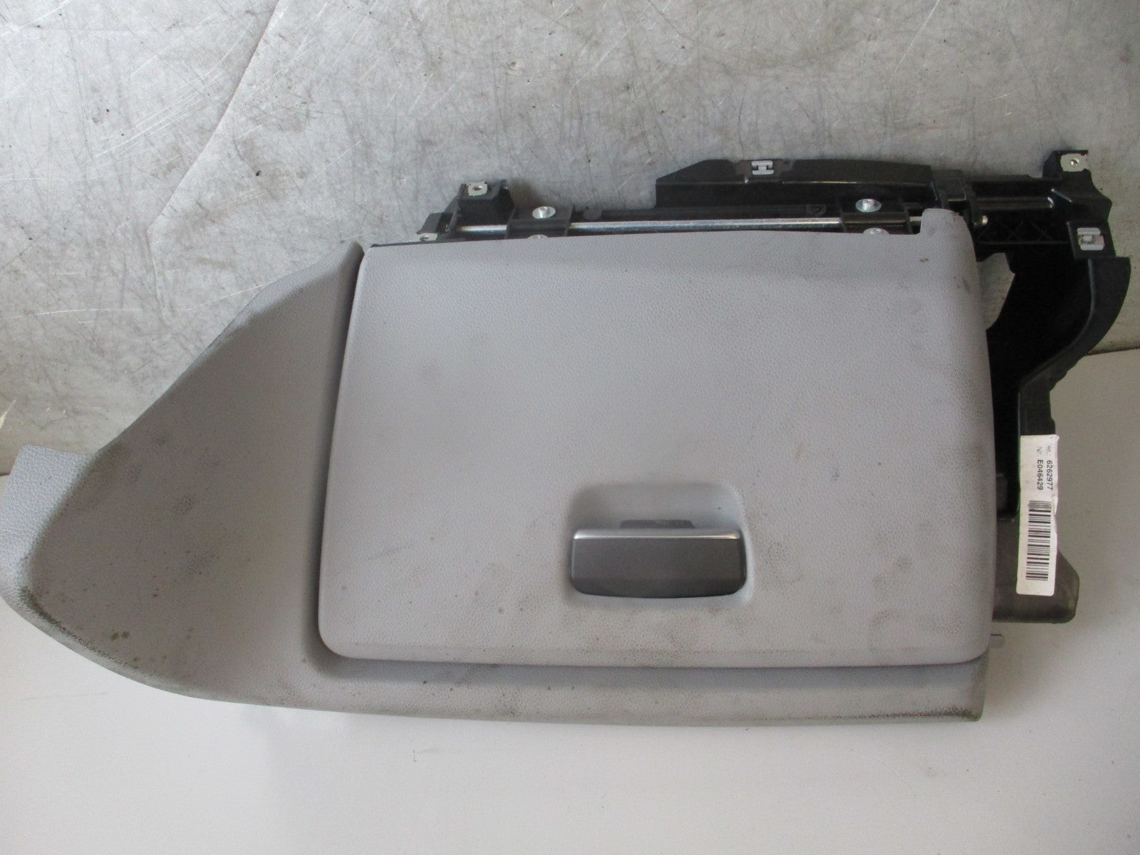 2005 BMW 1 SERIES 118D E87 GLOVE BOX STORAGE COMPARTMENT 6982805