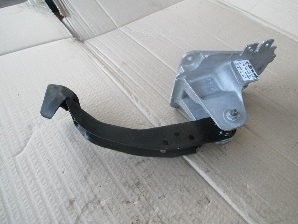 VW VOLKSWAGEN GOLF MK6 2012 DIESEL BRAKE PEDAL ASSEMBLY 1K2721057AN