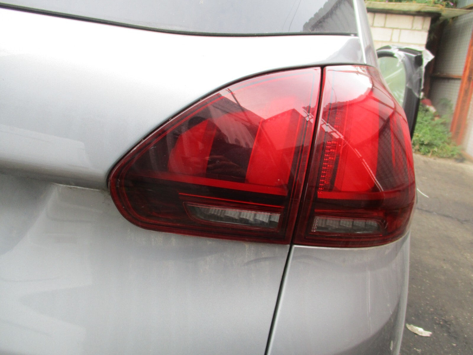 PEUGEOT 2008 2018 MK1 FACELIFT OSR DRIVER SIDE REAR INNER TAIL LIGHT LAMP