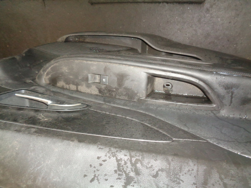 VAUXHALL MOKKA 2018 NSF PASSENGER SIDE FRONT DOOR DOORCARD PANEL