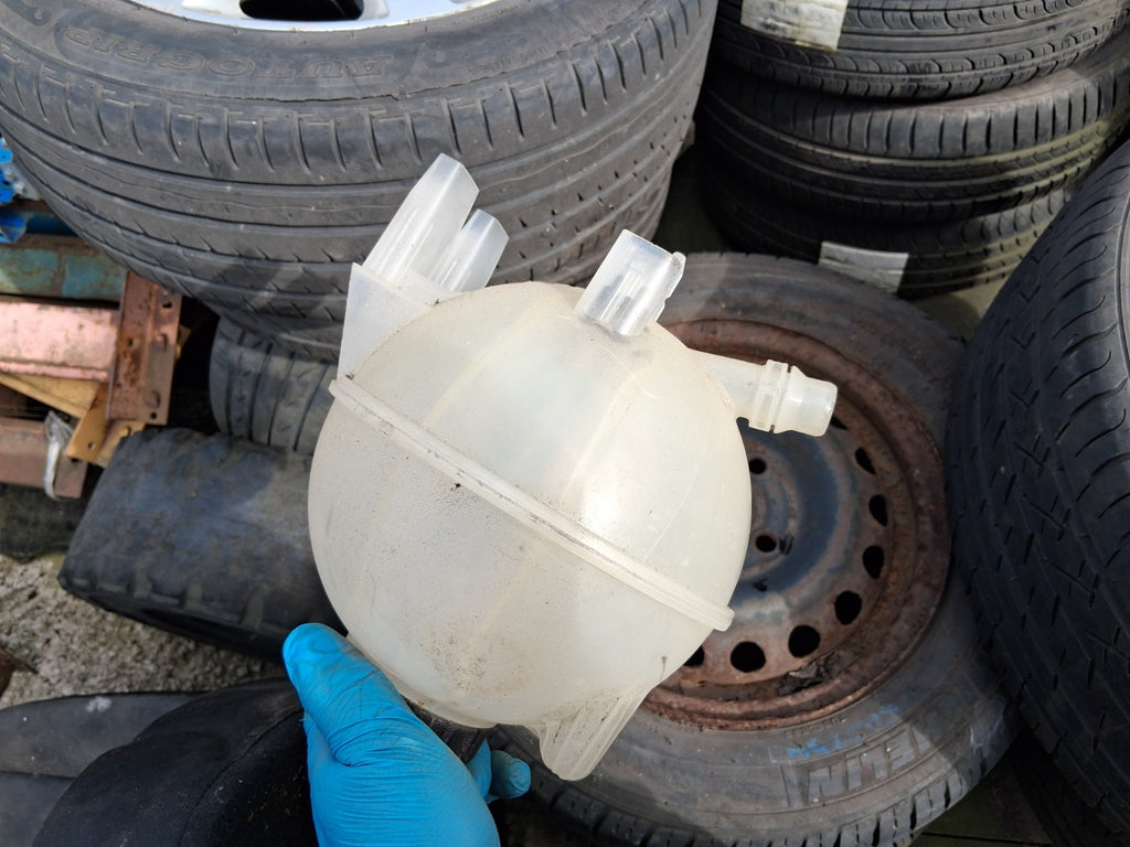 2020 MERCEDES SPRINTER W907 COOLANT WATER EXPANSION TANK RESERVOIR A9105010400