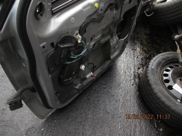FORD GALAXY 2013 MK3 OSF DRIVER SIDE FRONT BARE DOOR MOONDUST SILVER