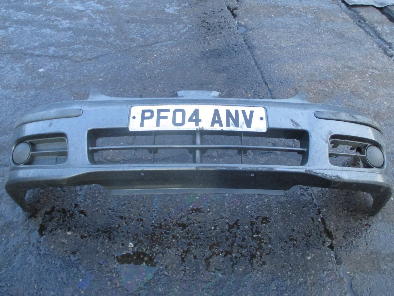 NISSAN ALMERA 2004 FRONT BUMPER IN GREY
