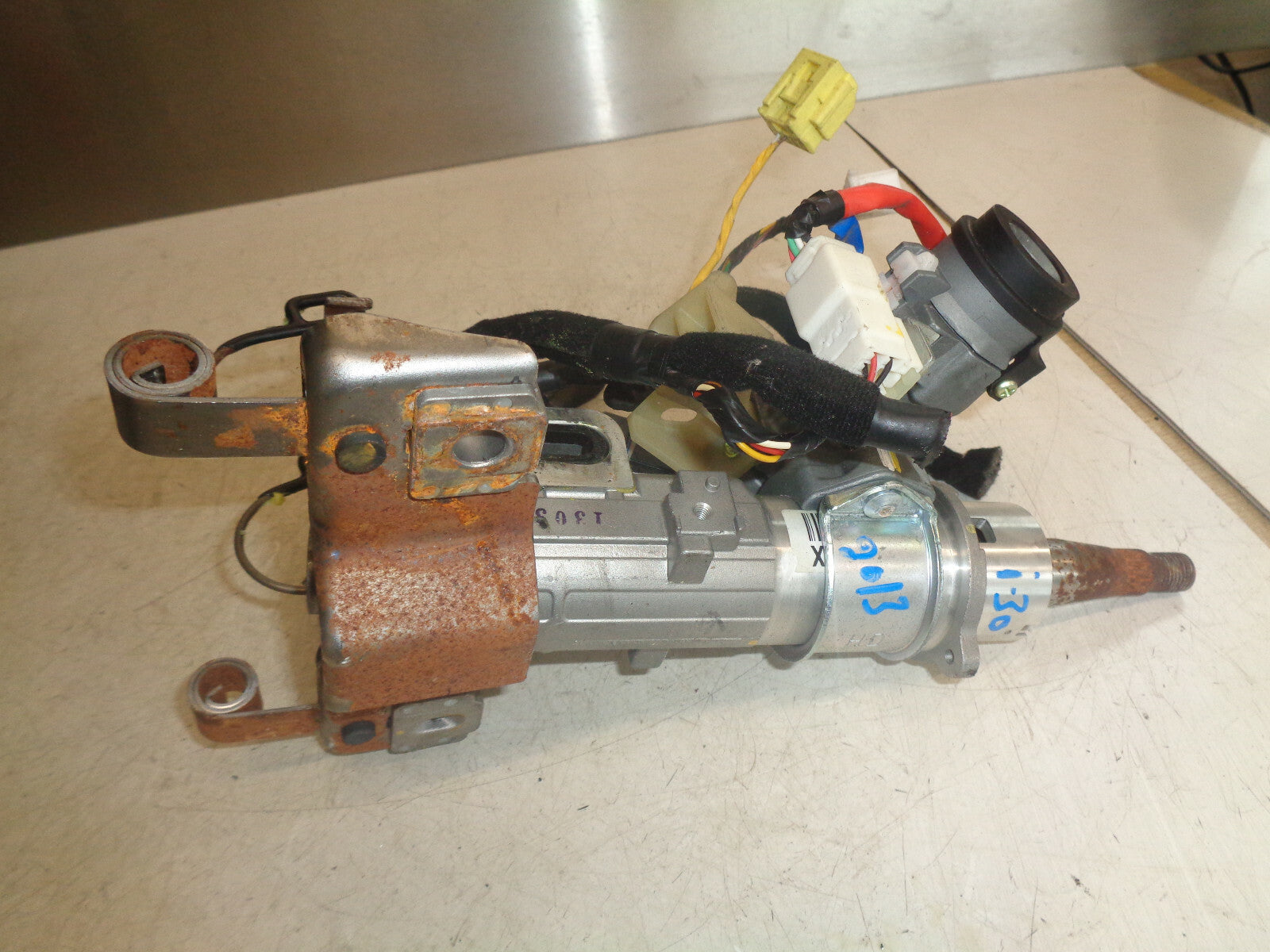 HYUNDAI I30 MK2 2013 1.6 DIESEL UPPER STEERING COLUMN