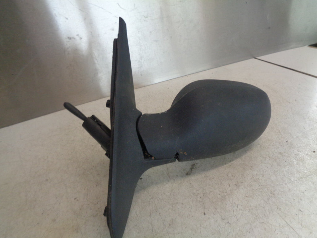 RENAULT CLIO MK2 2005 NS PASSENGER SIDE MANUAL WING MIRROR BLACK