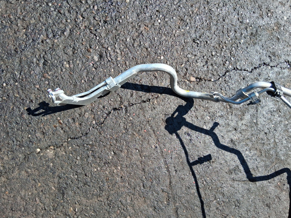 VW VOLKSWAGEN PASSAT B8 2019 AIR CONDITIONING AC PIPE HOSE LINE 3Q0816741