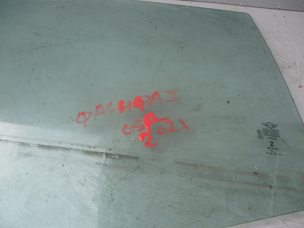 NISSAN QASHQAI 2021 OSR DRIVER SIDE REAR WINDOW GLASS