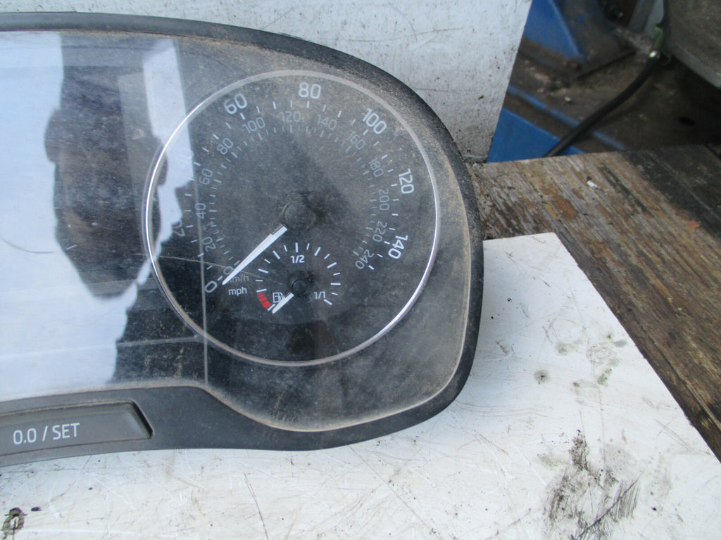 SKODA FABIA 2017 MK3 1.0 PETROL SPEEDOMETER INSTRUMENT 6V0920940C