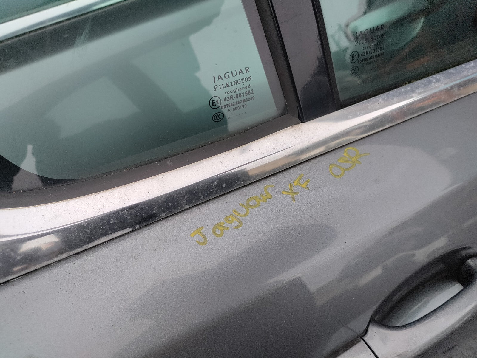 2009 JAGUAR XF X250 OSR DRIVER SIDE REAR COMPLETE DOOR SILVER