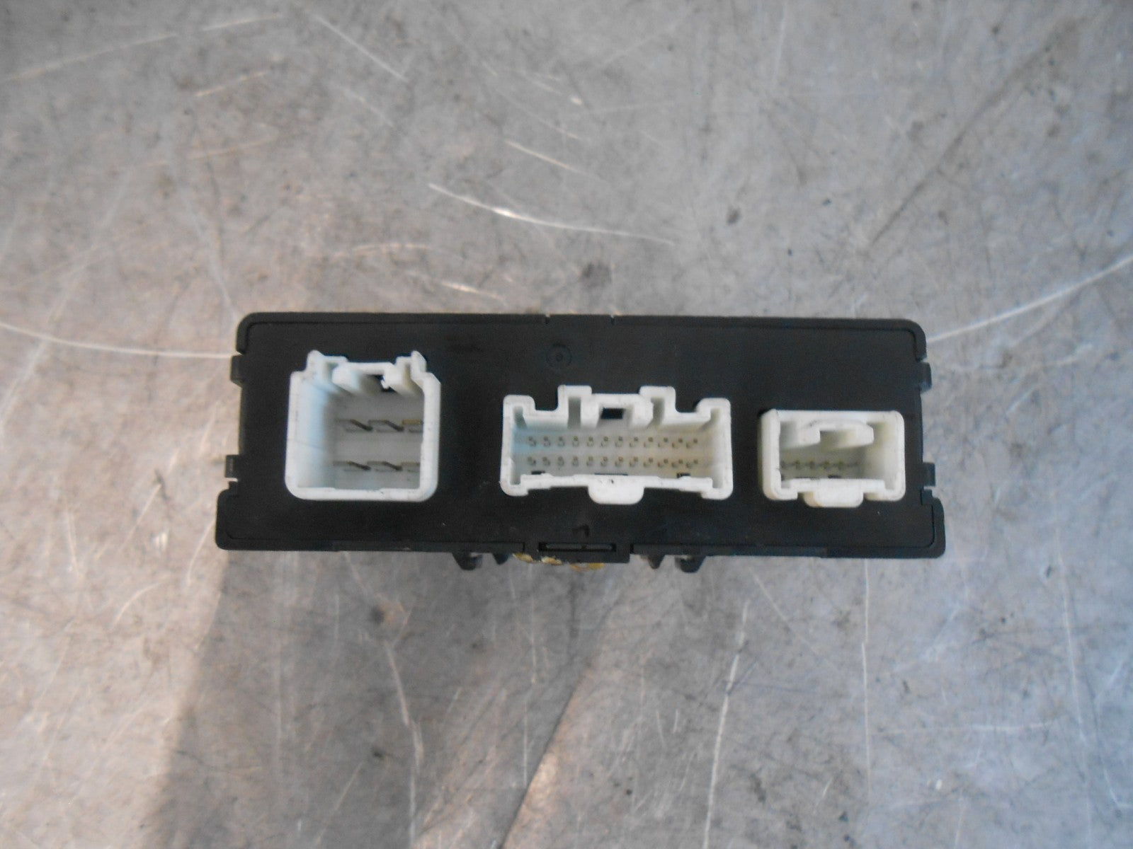 MAZDA RX8 SE17 COUPE 2006 KEYLESS ENTRY CONTROL MODULE ECU FE15675DZA