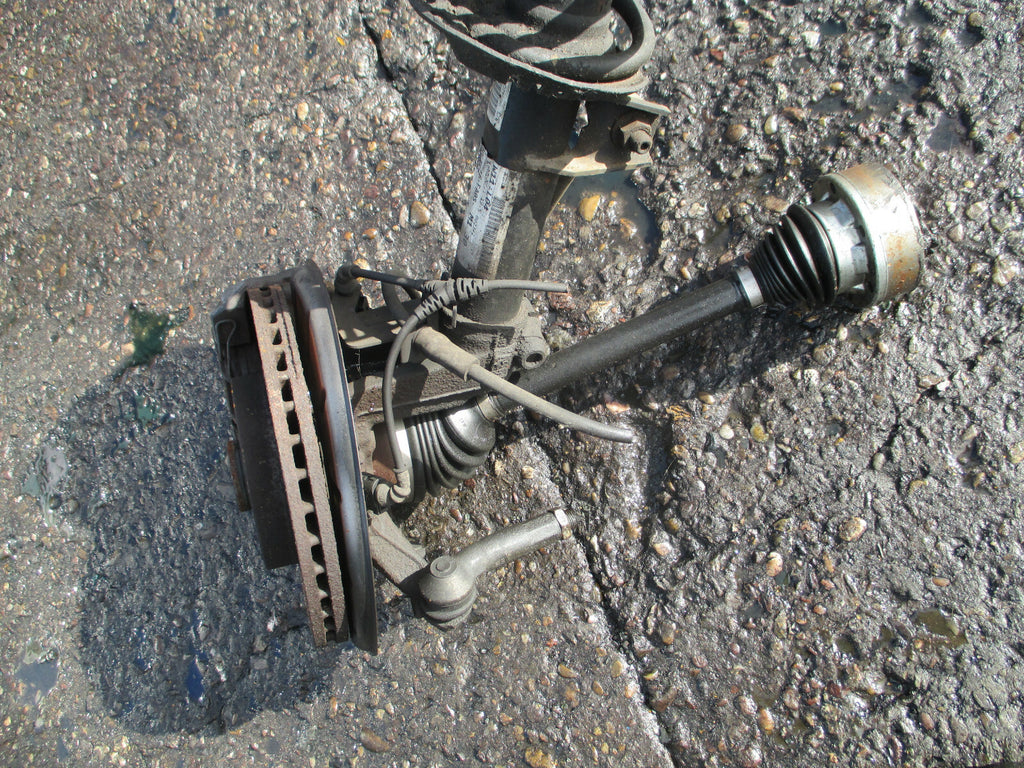 VW VOLKSWAGEN TOURAN 2012 1.6 DIESEL PASSENGER FRONT SHOCK SPRING HUB CALIPER