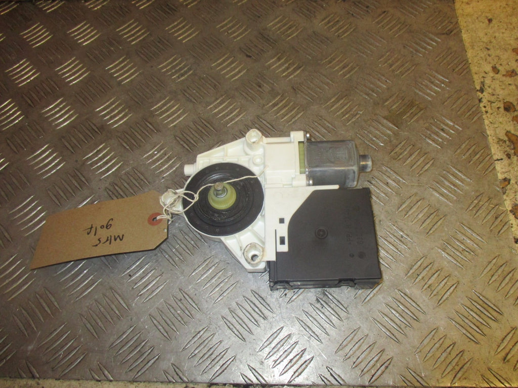 VW GOLF MK5 NSF PASSENGER SIDE FRONT ELECTRIC WINDOW MOTOR 1K4837401AA