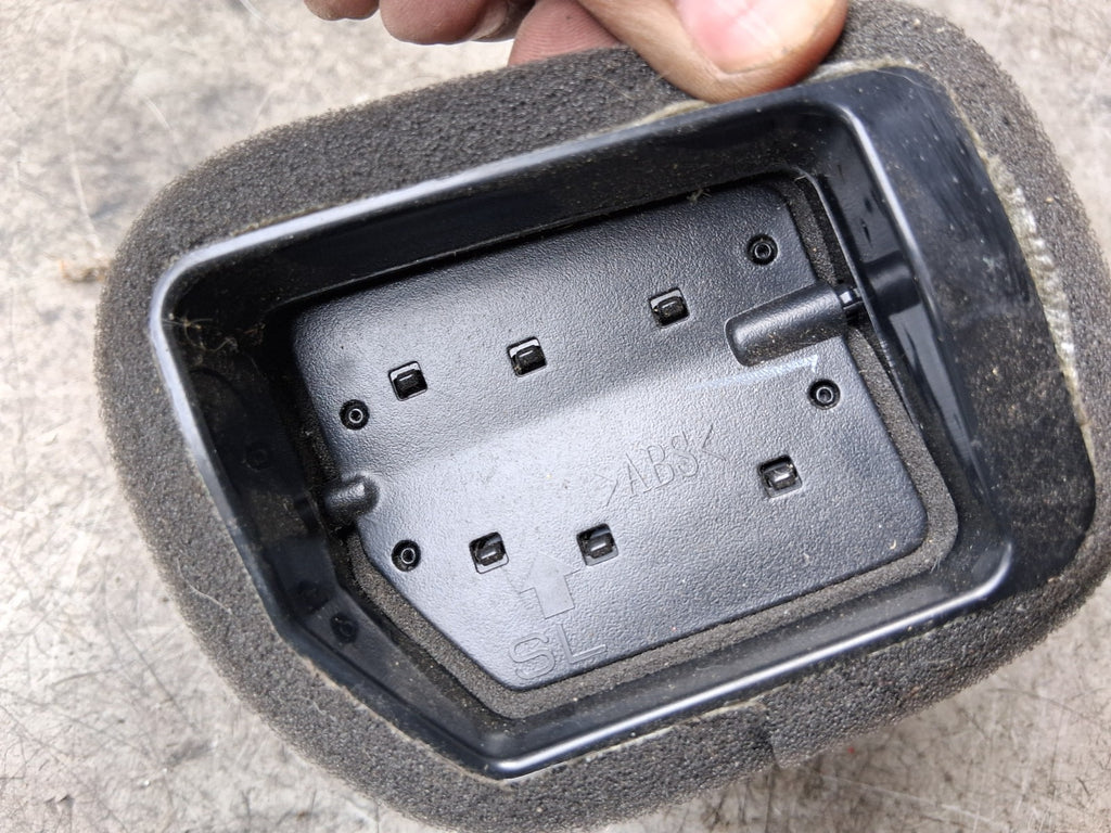 2020 NISSAN QASHQAI J11 MK2 NSF PASSENGER SIDE FRONT LEFT AIR VENT 68761HV50B