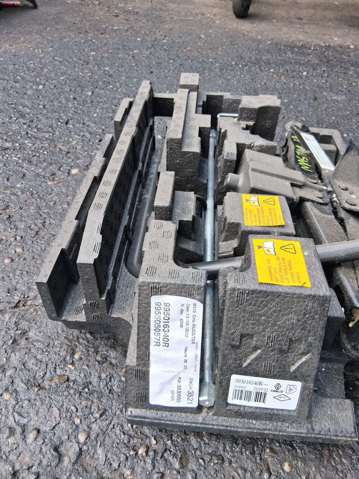 2023 RENAULT MASTER MK3 JACK TOOL KIT 995016340R