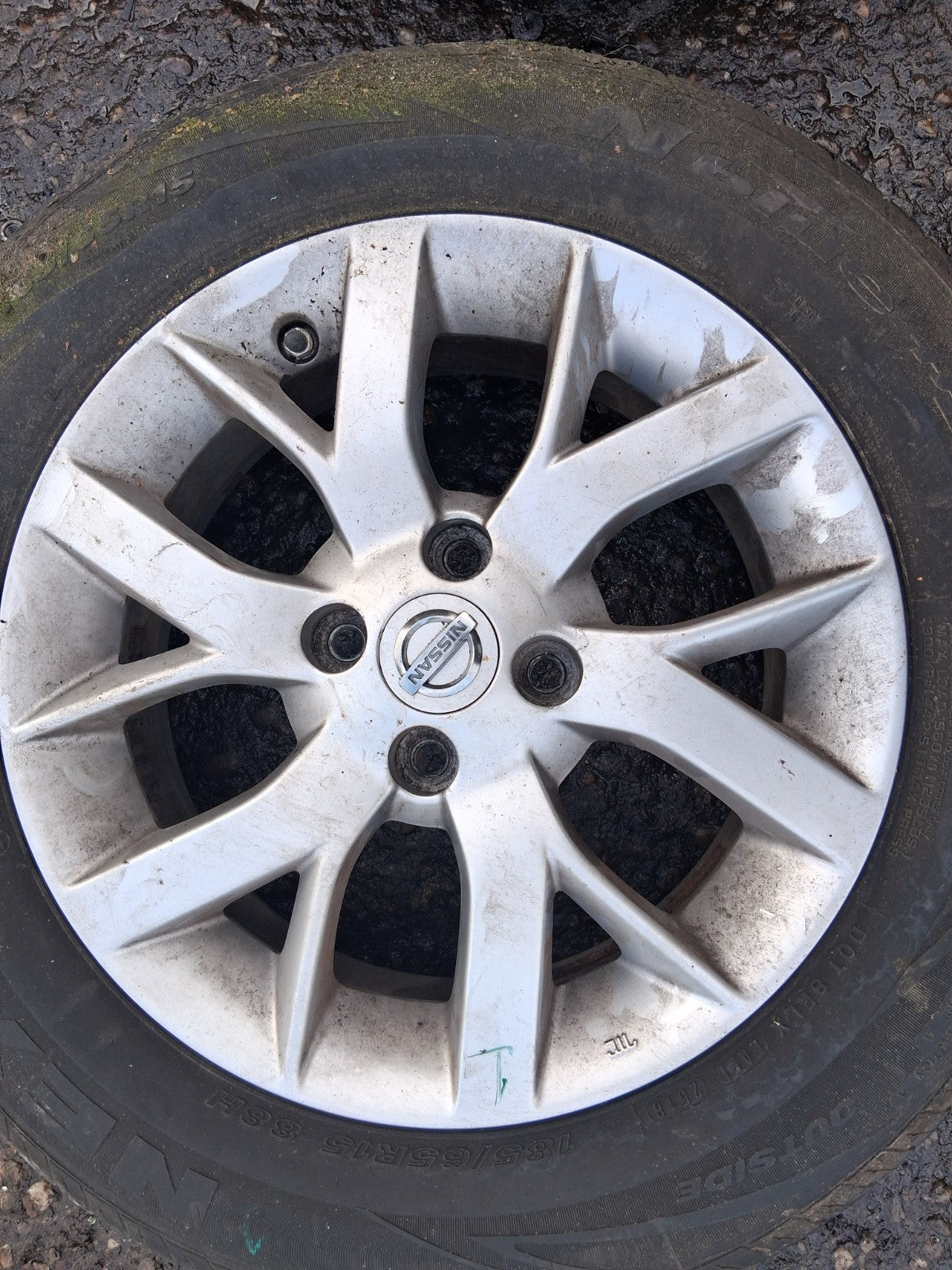 2015 NISSAN NOTE E12 ALLOY WHEEL WITH TYRE 185/65R15 REF 1