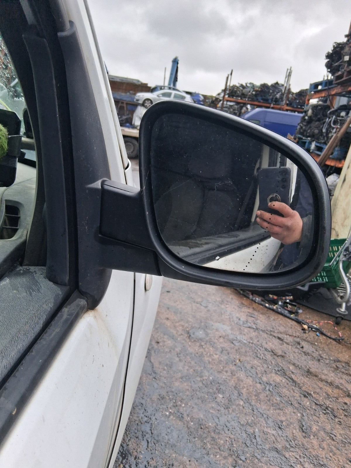 2016 MERCEDES CITAN W415 OSF DRIVER SIDE FRONT RIGHT WING MIRROR BLACK