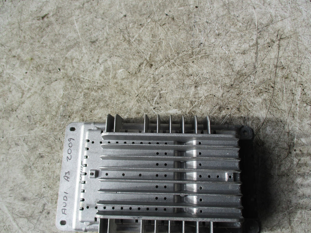 AUDI A3 8P 2010 BOSE AMPLIFIER UNIT MODULE 8P3035223B