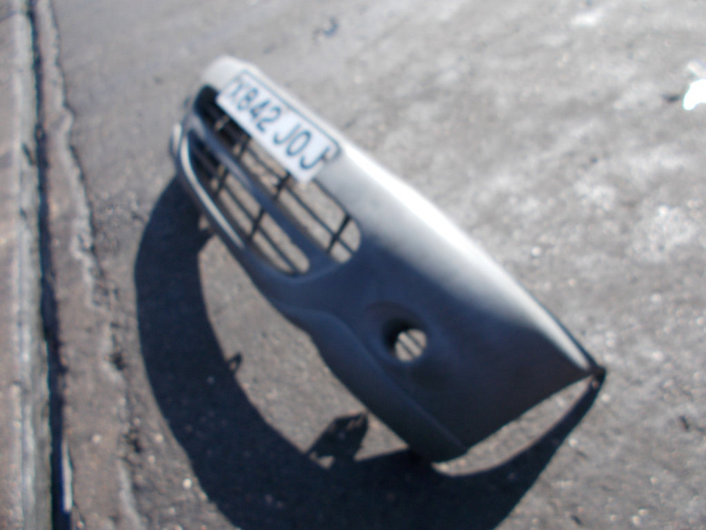 NISSAN VANETTE LDV CUB 1994-2002 COMPLETE FRONT BUMPER BLACK PLASTIC