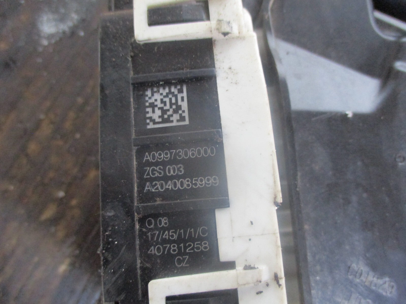 MERCEDES BENZ CLA C117 OSR DRIVER SIDE REAR LOCK MECHANISM A0997306000
