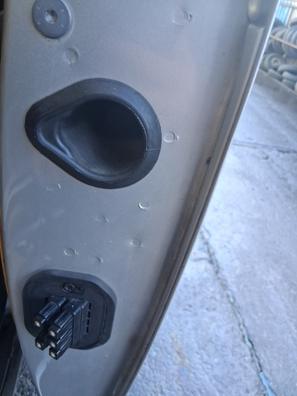2017 VAUXHALL VIVARO MK2 NS PASSENGER SIDE COMPLETE SLIDING DOOR SILVER L193